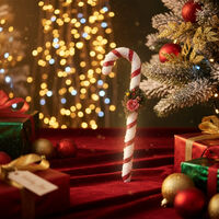 Празнична коледна декорация захарно бастунче