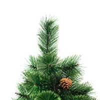 Естествено зелена елха с шишарки