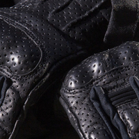 Дамски кожени ръкавици 70 DEGREES SUMMER URBAN BLACK