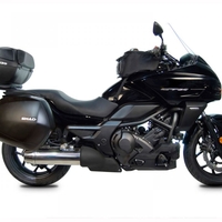 Монтажен комплект за куфари SHAD 3P SYSTEM HONDA CTX 700'14