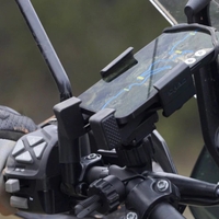 Стойка за телефон SHAD X-FRAME X0SG00H - монтаж на кормило