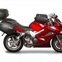 Монтажен комплект за куфари SHAD 3P SYSTEM HONDA VFR 800 '02-'13