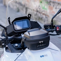 Мото чанта за резервоар SHAD E03CL PRO със заключване