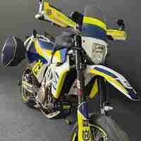 Husqvarna SM Super moto 701 2018г 1,500км