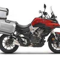 Монтажен комплект за куфари SHAD 4P SYSTEM VOGE 500 DS '20 / DSX '21