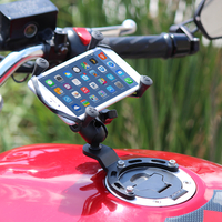 Мото стойка за телефон RAM-MOUNTS X-Grip B-410-A-UN10BU с монтиране на резервоар.