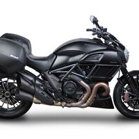 Монтажен комплект за куфари SHAD 3P SYSTEM DUCATI DIAVEL 1200 '14