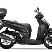 Монтажен комплект за куфари SHAD TOP MASTER HONDA SH 300 '19-'20