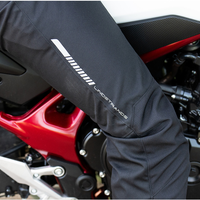 Текстилен панталон Lindstrands Backafall Black - Short