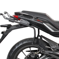 Монтажен комплект за куфари SHAD 3P SYSTEM  BENELLI BN 302 '15