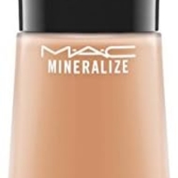 MAC Cosmetics Mineralize Moisture SPF 15 Foundation – NC20