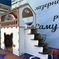 Къщичка за котки “Мяу Вила” – Двуетажен дървен дом