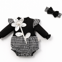 Елегантен бебешки комплект