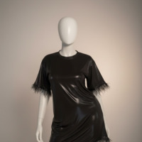 Черна мини рокля с пера DIVA