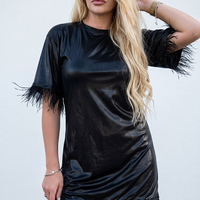 Черна мини рокля с пера DIVA