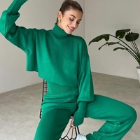Cozy Elegance Set Green - плетен комплект с пуловер и панталон