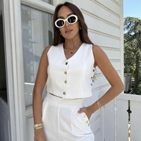 Capri Chic White - Комплект топ/елек и панталон с капси
