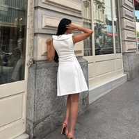 Luxe Dress в бяло