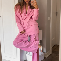 Pink Elegance – Костюм със сако и панталон