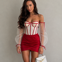 “ Tulle Desire” red – Сет от бюстие с тюлен ръкав и сатенена пола