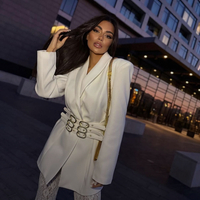 Blazer “Power Line” white– с 3 колана и изваяни рамене