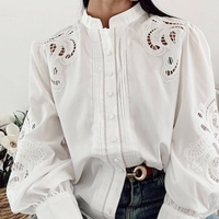 Lace Chic - Елегантна дамска риза с бродерия