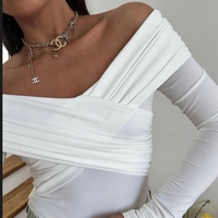 Velvet Kiss White – Елегантна блуза с голи рамене