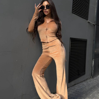 Velour Chic  Beige - спортен екип от кадифе