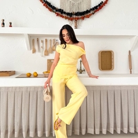 Relax Chic Set Yellow – Панталон с ластик и издължен топ с паднало рамо