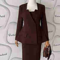 Dark Chocolate – елегантен костюм сако и пола