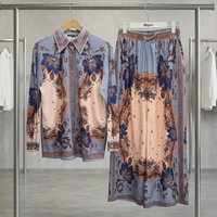 “ Blue Ornament “ Premium Satin Set  – модел на Zimmermann