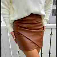 Кожена пола „Elegance“ Mocha с висока талия