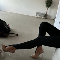 ShapeFlex Black – спортно-елегантен клин с ластик на палеца