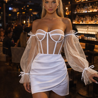 “Tulle Desire” –Сет от бюстие с тюлен ръкав и сатенена пола