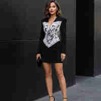 “Lace Noir Dress” - Елегантна рокля с дантела