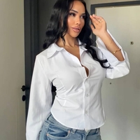 Риза с подчертан силует и връзки на талията - white