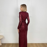 Starlight Elegance Burgundy– Дълга рокля с пайети и предна цепка