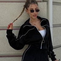 Velour Touch Set Black – спортен екип от мек велур