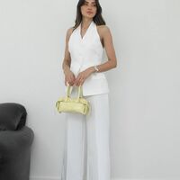 “Back Charm” white-  Костюм от елек с гол гръб и широк панталон