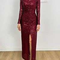 Starlight Elegance Burgundy– Дълга рокля с пайети и предна цепка