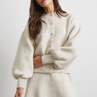 Winter Muse beige – плетен комплект жилетка и пола