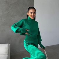Cozy Elegance Set Green - плетен комплект с пуловер и панталон