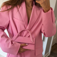 Pink Elegance – Костюм със сако и панталон