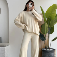 Комплект от финно плетиво в екрю