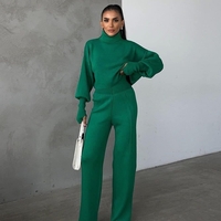 Cozy Elegance Set Green - плетен комплект с пуловер и панталон