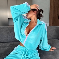 “ Velour contrast Set “ – спортен екип от мек велур