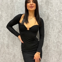 Secret Sparkle – Черна парти рокля с дълъг ръкав и открит гръб