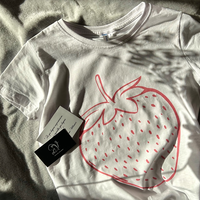 “Strawberry” тениска