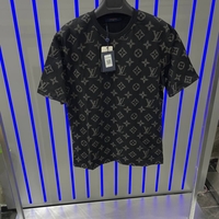 Тениска LV