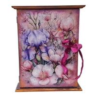 ГОЛЯМА КУТИЯ ЗА КЛЮЧОВЕ